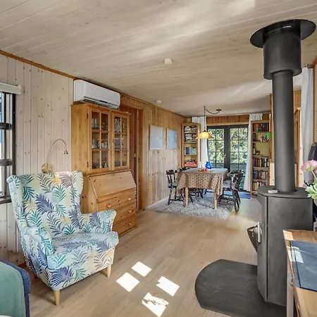 Ferienhaus Stunning In With Wifi